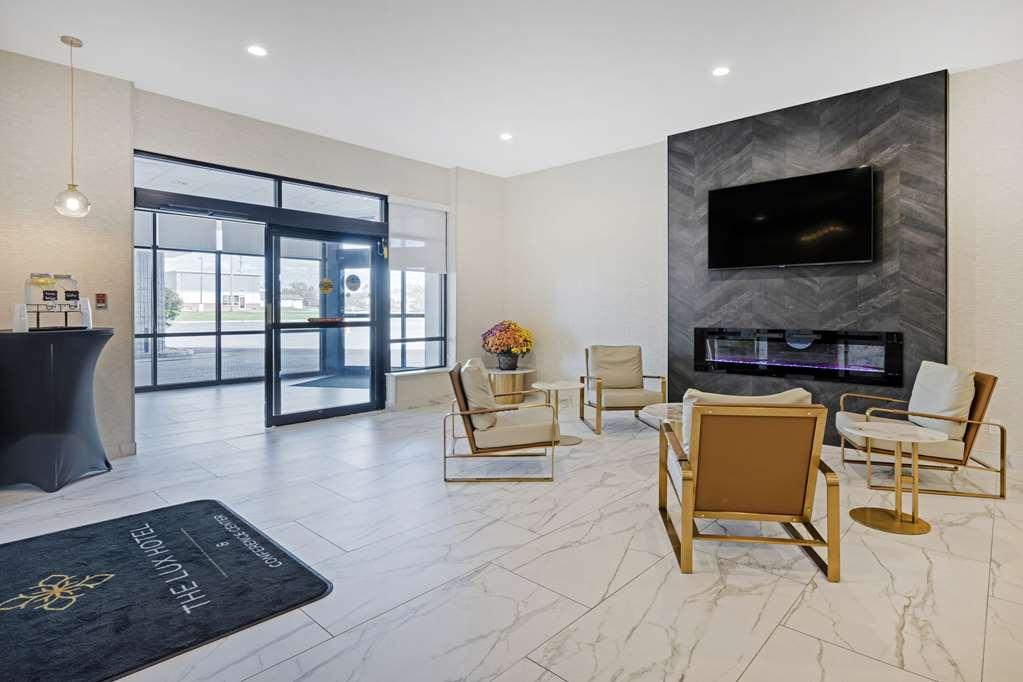 The Lux Hotel & Conference Center, Ascend Hotel Collection Waterloo Interior photo